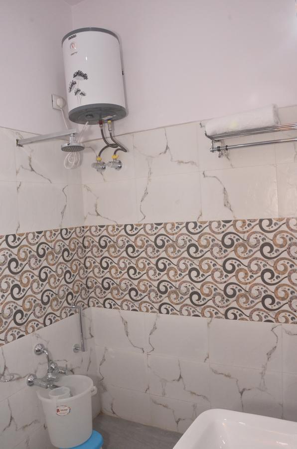 Hotel Royal Classic Bareilly Esterno foto