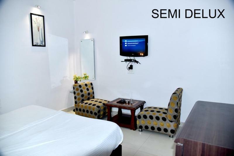 Hotel Royal Classic Bareilly Esterno foto