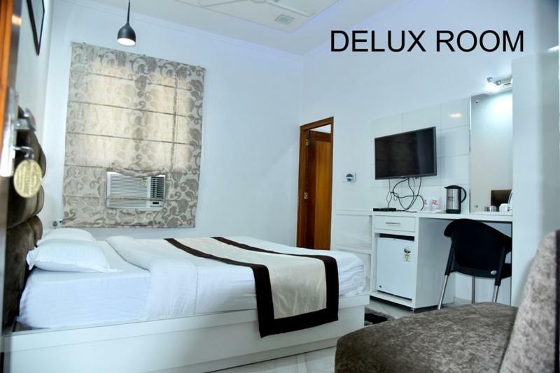 Hotel Royal Classic Bareilly Esterno foto